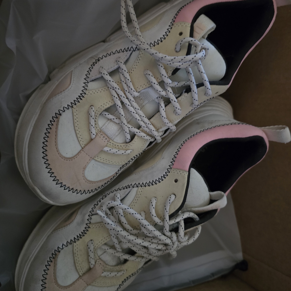 UGG White Cream Pink Athletic Sneakers